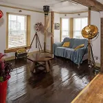 Sleeps 6 - 100mfrombeach - Ocean View Balcony Lägenhet Youghal