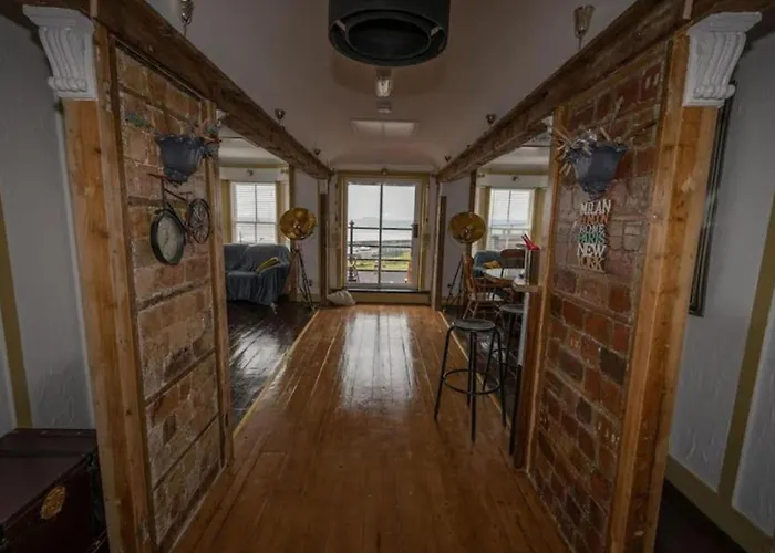 Sleeps 6 - 100mfrombeach - Ocean View Balcony *